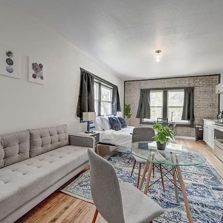 Stylish Studio Mckinley Beach - Brady St Lowr East Apartment Milwaukee Bagian luar foto